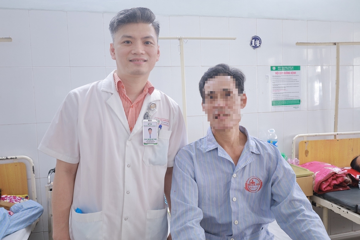 Sau gần 2 tuần phẫu thuật và điều trị tích cực, sức khỏe bệnh nhân B.V.N. đã ổn định, tỉnh táo, ăn uống tốt và được xuất viện.