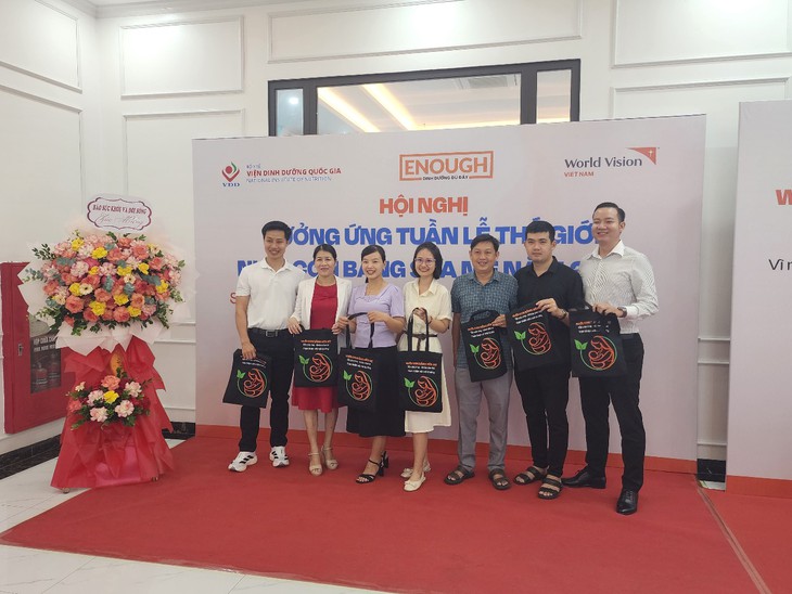 Tuần lễ Thế giới Nuôi con bằng sữa mẹ năm 2025- Ảnh 2.