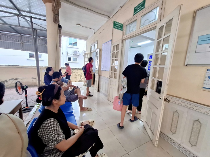 Sau hơn một tháng sáp nhập, trạm y tế của Hà Nội vận hành thông suốt- Ảnh 3.