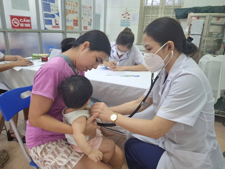 Sau hơn một tháng sáp nhập, trạm y tế của Hà Nội vận hành thông suốt- Ảnh 5.