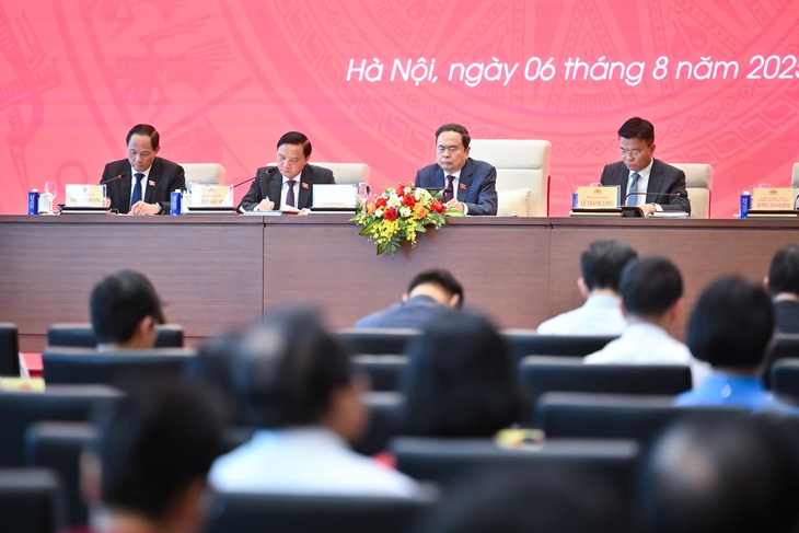 Quốc hội sẽ tiếp tục khẩn trương sửa đổi nhiều đạo luật quan trọng từ kết quả hoạt động giám sát- Ảnh 1.