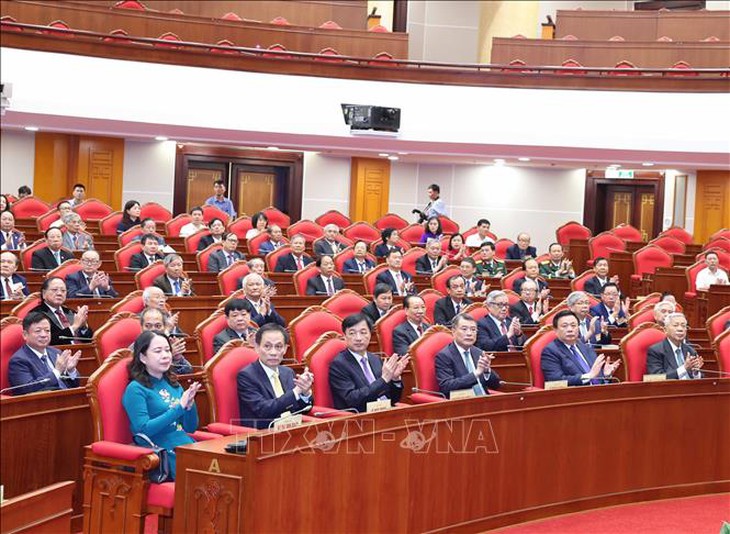 Tổng Bí thư: Trí thức, nhà khoa học, văn nghệ sỹ tiếp tục là lực lượng tiên phong mở đường cho dân tộc tiến lên mạnh mẽ- Ảnh 2.