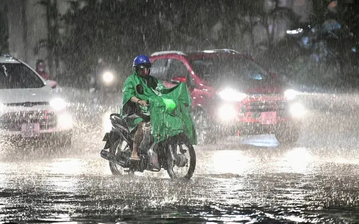 Cảnh báo mưa lớn đêm nay ở vùng núi và trung du Bắc Bộ