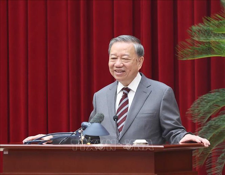 Tổng Bí thư: Trí thức, nhà khoa học, văn nghệ sỹ tiếp tục là lực lượng tiên phong mở đường cho dân tộc tiến lên mạnh mẽ- Ảnh 3.