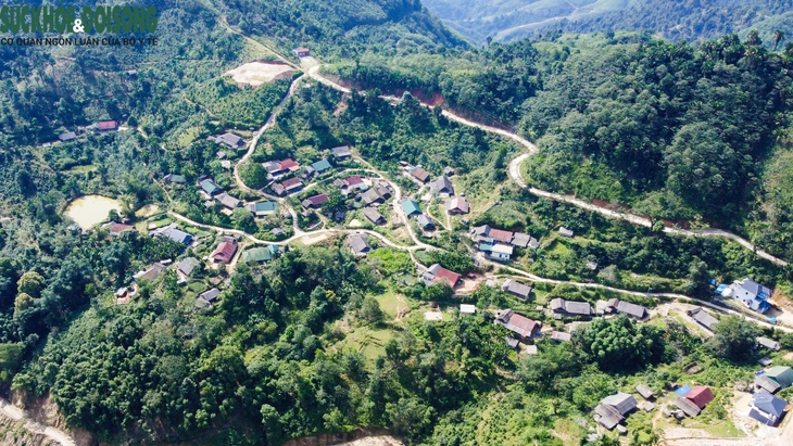 Người vùng cao Thượng Bình, Tuyên Quang: Bỏ hủ tục, xây dựng nếp sống mới từ kết hôn đúng tuổi- Ảnh 1.