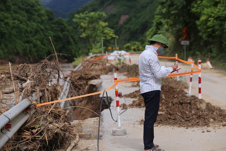 Đường giao thông vùng cao Nghệ An thiệt hại nặng sau lũ- Ảnh 3.