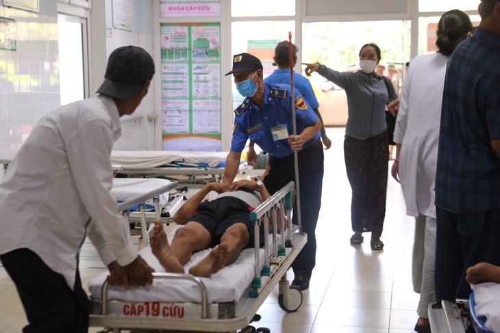 Người trẻ còn chủ quan với đột quỵ- Ảnh 1. Người trẻ còn chủ quan với đột quỵ- Ảnh 1.