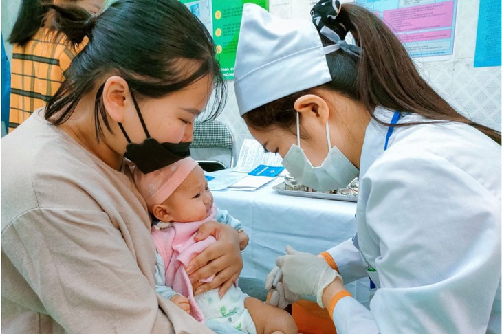 Giai đoạn 2020-2025: Nhiều chỉ số sức khỏe của người dân vượt trội so với các quốc gia có cùng mức phát triển- Ảnh 3. Giai đoạn 2020-2025: Nhiều chỉ số sức khỏe của người dân vượt trội so với các quốc gia có cùng mức phát triển- Ảnh 3.