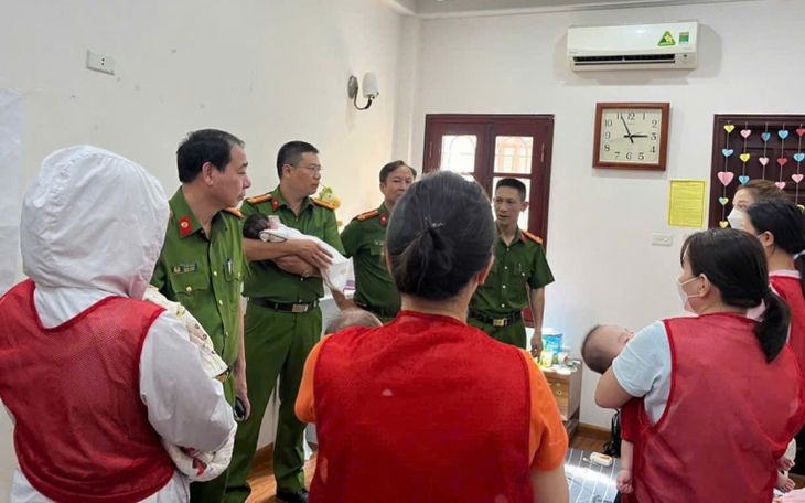 Nóng: Bộ Công an triệt phá đường dây mang thai hộ vì mục đích thương mại quy mô lớn