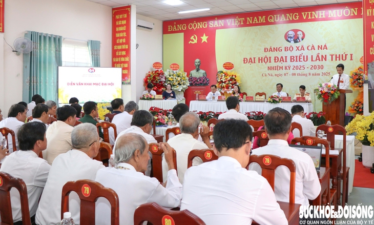 Nhiều địa phương ở Khánh Hòa tổ chức Đại hội đại biểu Đảng bộ lần thứ nhất, nhiệm kỳ 2025 - 2030- Ảnh 4. Nhiều địa phương ở Khánh Hòa tổ chức Đại hội đại biểu Đảng bộ lần thứ nhất, nhiệm kỳ 2025 - 2030- Ảnh 4.