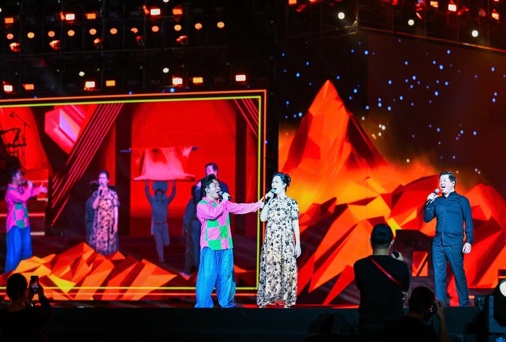 Hé lộ những chi tiết đặc biệt sẽ xuất hiện tại 'concert quốc gia' Tổ quốc trong tim tối nay- Ảnh 5. Hé lộ những chi tiết đặc biệt sẽ xuất hiện tại 'concert quốc gia' Tổ quốc trong tim tối nay- Ảnh 5.