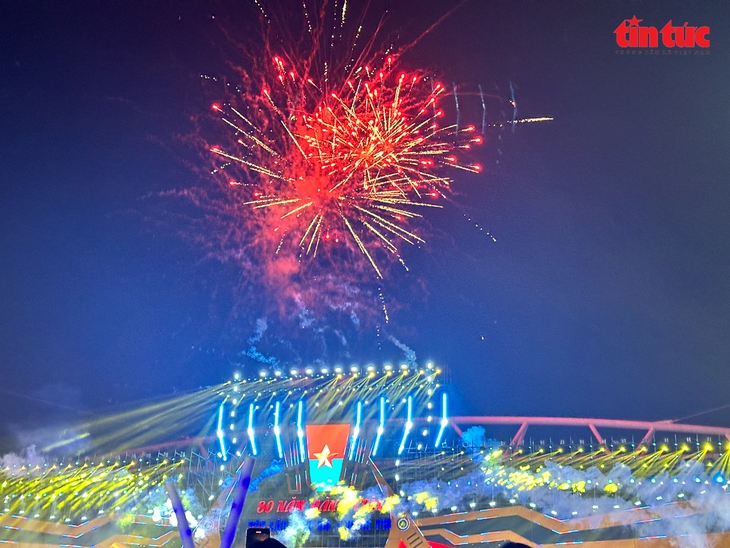 Concert Quốc gia đặc biệt: Bản hùng ca 80 năm Độc lập - Tự do - Hạnh phúc- Ảnh 7. Concert Quốc gia đặc biệt: Bản hùng ca 80 năm Độc lập - Tự do - Hạnh phúc- Ảnh 7.