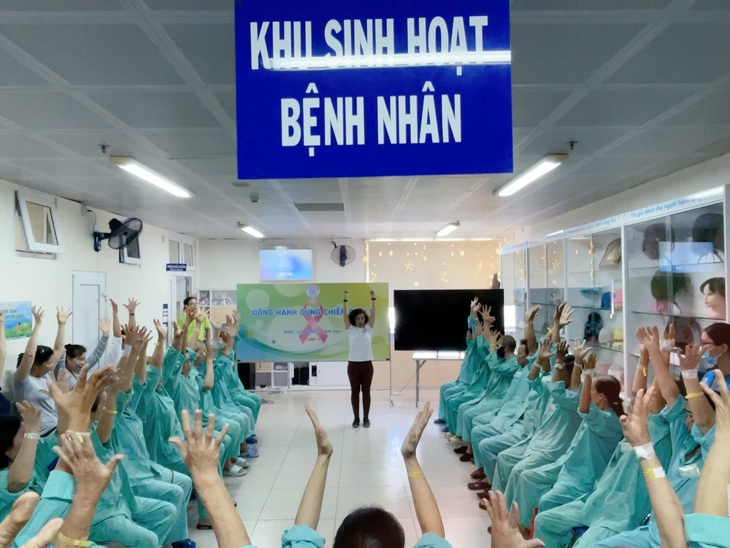Yoga chữa lành và Bếp yêu thương cho bệnh nhân tại bệnh viện lớn nhất miền Nam- Ảnh 5. Yoga chữa lành và Bếp yêu thương cho bệnh nhân tại bệnh viện lớn nhất miền Nam- Ảnh 5.