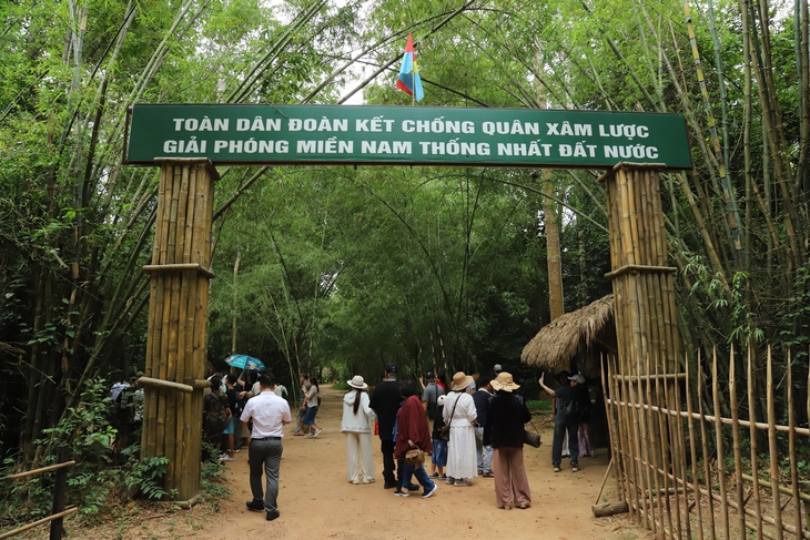 Địa đạo Củ Chi - Kỳ tích từ lòng đất thép- Ảnh 9.