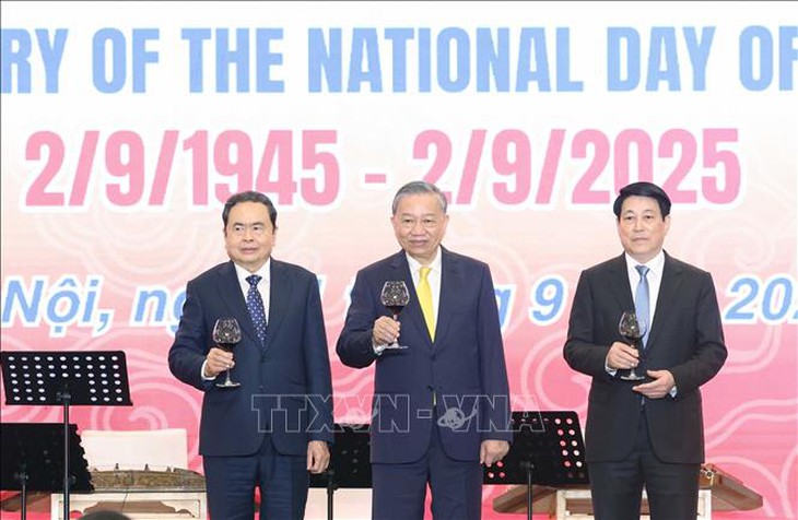 Chủ tịch nước Lương Cường: Với trí tuệ và bản lĩnh kiên cường, dân tộc Việt Nam sẽ tiếp tục chinh phục những đỉnh cao mới- Ảnh 1.