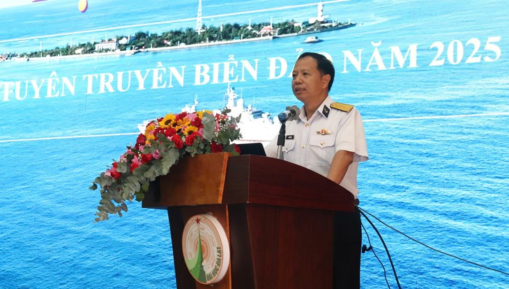 Hơn 4.000 người ở Đại học Đà Lạt được tuyên truyền về biển đảo- Ảnh 2.