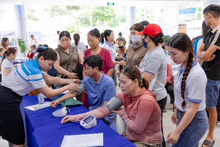 Hội thảo khoa học 'Tấm vé sức khỏe' cho người cao tuổi- Ảnh 3. Hội thảo khoa học 'Tấm vé sức khỏe' cho người cao tuổi- Ảnh 3.