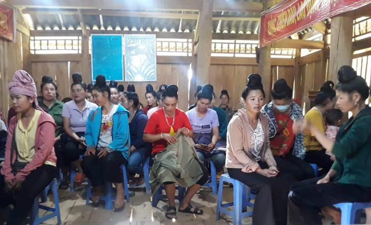 Sơn La tăng cường giải pháp ngăn chặn tảo hôn, hôn nhân cận huyết thống- Ảnh 2. Sơn La tăng cường giải pháp ngăn chặn tảo hôn, hôn nhân cận huyết thống- Ảnh 2.