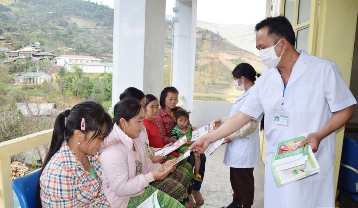 Sơn La tăng cường giải pháp ngăn chặn tảo hôn, hôn nhân cận huyết thống- Ảnh 1. Sơn La tăng cường giải pháp ngăn chặn tảo hôn, hôn nhân cận huyết thống- Ảnh 1.