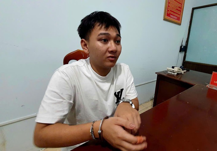 Thanh niên dùng ly thủy tinh ném chết bạn nhậu trong đám giỗ- Ảnh 1.