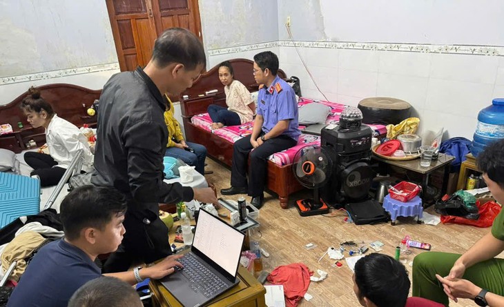 Mang ma túy từ Đồng Nai đến Lâm Đồng rủ bạn cùng sử dụng thì bị bắt- Ảnh 1. Mang ma túy từ Đồng Nai đến Lâm Đồng rủ bạn cùng sử dụng thì bị bắt- Ảnh 1.