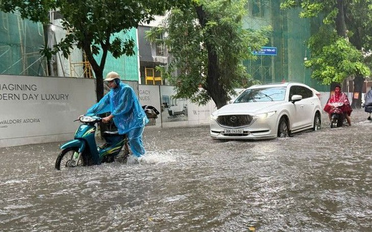 Miền Bắc liên tiếp mưa dông rải rác những ngày tới