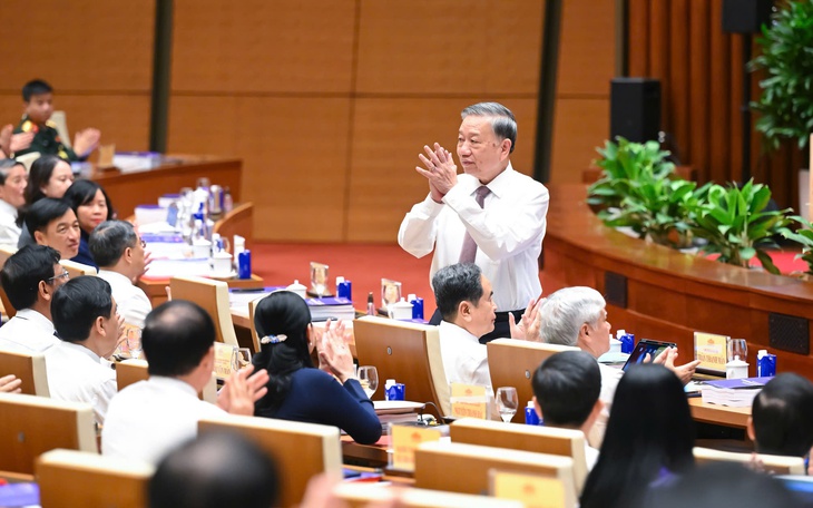 Tổng Bí thư Tô Lâm dự Hội nghị chuyên đề "Bình dân học vụ số - Quốc hội số"