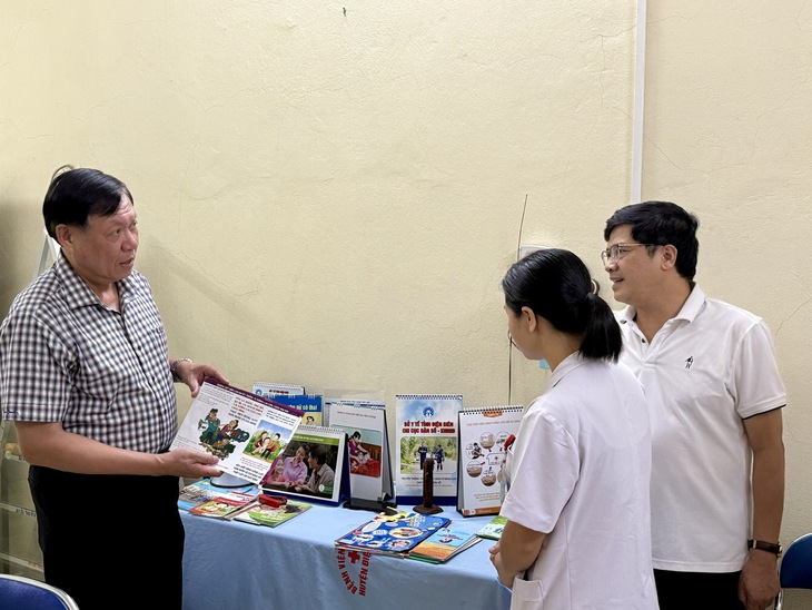 Thứ trưởng Đỗ Xuân Tuyên khảo sát việc triển khai công tác y tế theo mô hình chính quyền địa phương 2 cấp tại Điện Biên- Ảnh 1. Thứ trưởng Đỗ Xuân Tuyên khảo sát việc triển khai công tác y tế theo mô hình chính quyền địa phương 2 cấp tại Điện Biên- Ảnh 1.