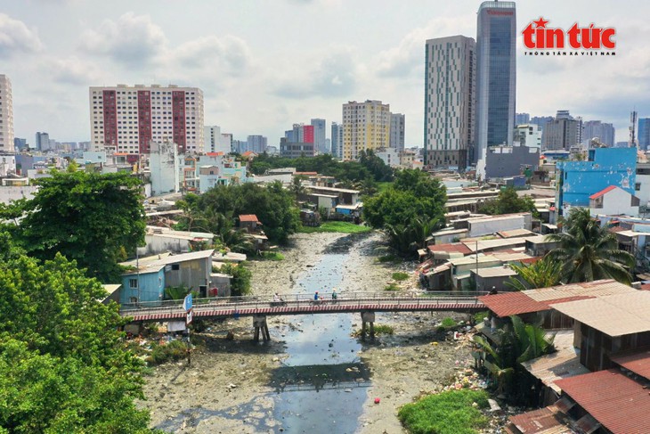 TP Hồ Chí Minh: Đẩy nhanh giải phóng mặt bằng hơn 2.000 hộ dân cho siêu dự án 17.000 tỷ đồng- Ảnh 1.