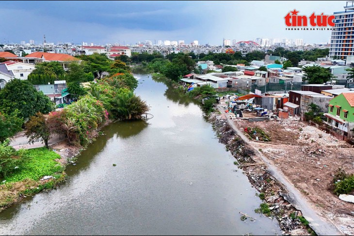 TP Hồ Chí Minh: Đẩy nhanh giải phóng mặt bằng hơn 2.000 hộ dân cho siêu dự án 17.000 tỷ đồng- Ảnh 2.