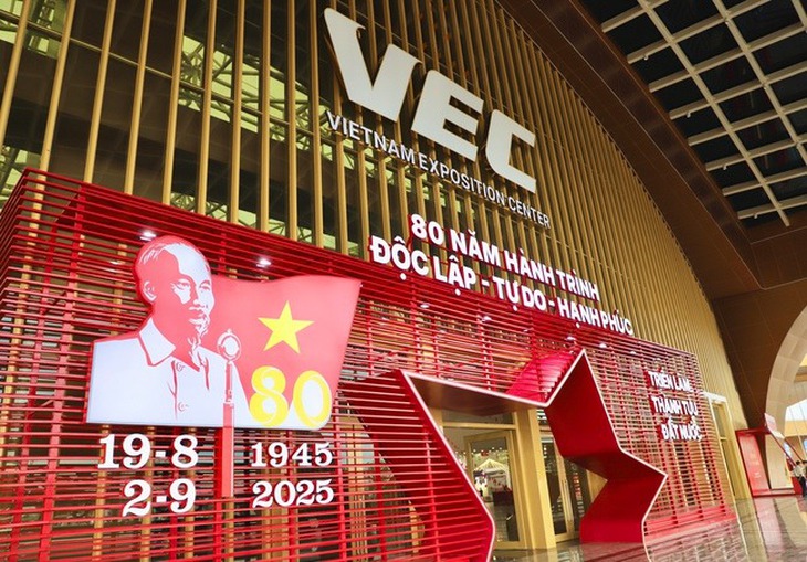 Triển lãm thành tựu đất nước đón 1,3 triệu lượt khách trong ngày 13/9- Ảnh 1.