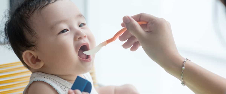 Sai lầm trong chăm sóc dinh dưỡng 1000 ngày đầu đời và cách khắc phục- Ảnh 2.