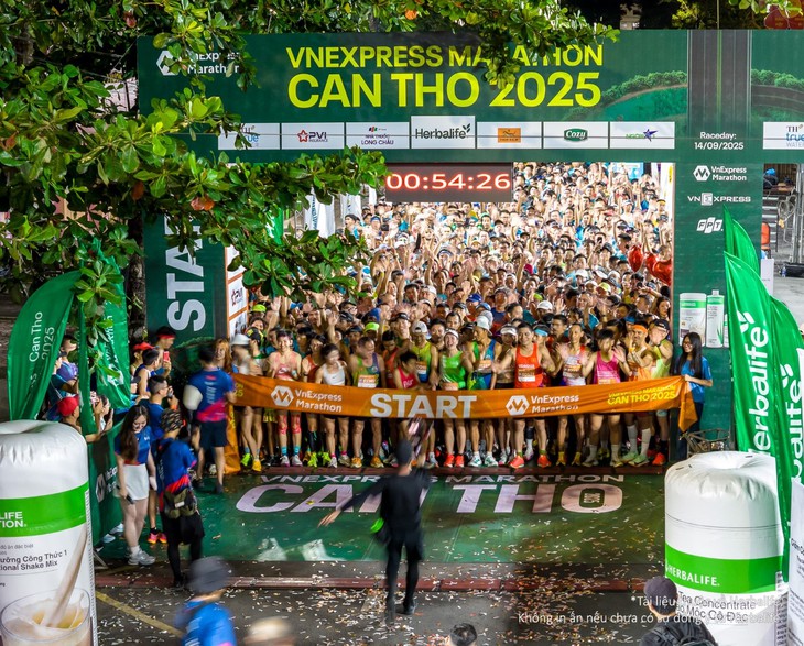 Herbalife Việt Nam khuyến khích lối sống năng động thông qua hoạt động đồng hành cùng giải chạy VnExpress Marathon Cần Thơ 2025- Ảnh 1.