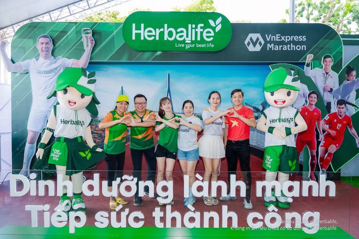 Herbalife Việt Nam khuyến khích lối sống năng động thông qua hoạt động đồng hành cùng giải chạy VnExpress Marathon Cần Thơ 2025- Ảnh 3.