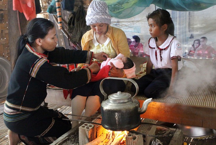 Dinh dưỡng hợp lý là nền tảng sức khỏe cho bà mẹ mang thai và trẻ dưới 5 tuổi- Ảnh 3.