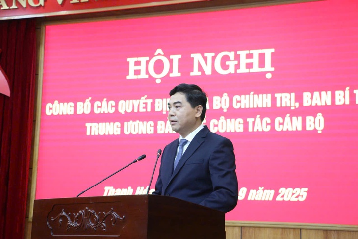 Bộ Chính trị, Ban Bí thư điều động, chỉ định 2 Phó Bí thư Tỉnh ủy Thanh Hóa- Ảnh 3.