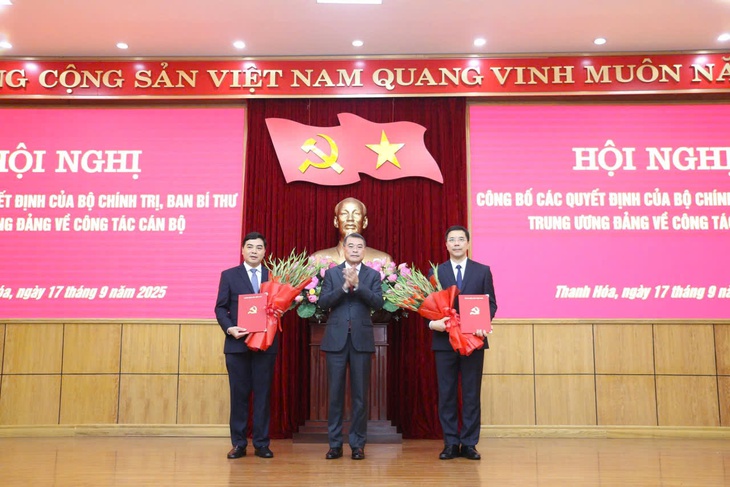 Bộ Chính trị, Ban Bí thư điều động, chỉ định 2 Phó Bí thư Tỉnh ủy Thanh Hóa- Ảnh 2.