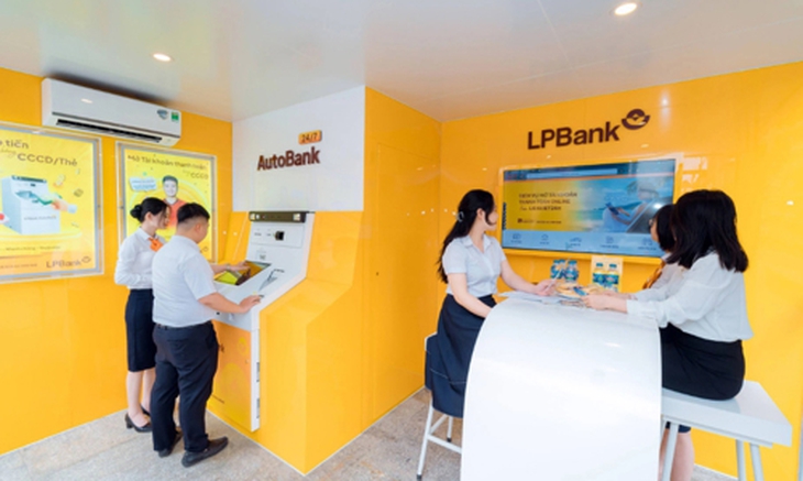 LPBank tiếp tục chào bán 2 lô trái phiếu - Ảnh 1. LPBank tiếp tục chào bán 2 lô trái phiếu - Ảnh 1.