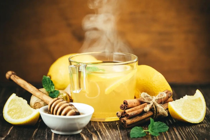 Mật ong bổ dưỡng, nhưng kết hợp sai thực phẩm có thể gây hại- Ảnh 1. Mật ong bổ dưỡng, nhưng kết hợp sai thực phẩm có thể gây hại- Ảnh 1.