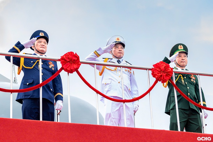 Ấn tượng hình ảnh buổi diễu binh trên biển trong đại lễ mừng Quốc khánh- Ảnh 1. Ấn tượng hình ảnh buổi diễu binh trên biển trong đại lễ mừng Quốc khánh- Ảnh 1.