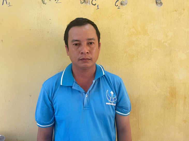 Xâm phạm mồ mả, tài xế lái máy xúc bị khởi tố bắt giam- Ảnh 1.