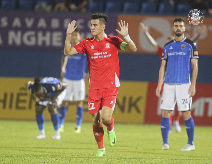Vòng 4 V-League: Hoàng Đức, Tiến Linh, Viktor Lê đua nhau tỏa sáng- Ảnh 3.
