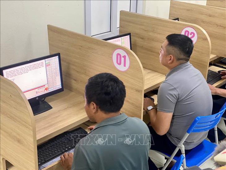 Thêm cơ hội lựa chọn, giảm 'quá tải' sát hạch lái xe ở nội đô- Ảnh 1. Thêm cơ hội lựa chọn, giảm 'quá tải' sát hạch lái xe ở nội đô- Ảnh 1.