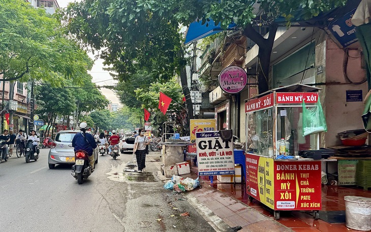 Vi phạm trật tự đô thị tái diễn ở phường Thanh Liệt ngay sau buổi ra quân xử lý