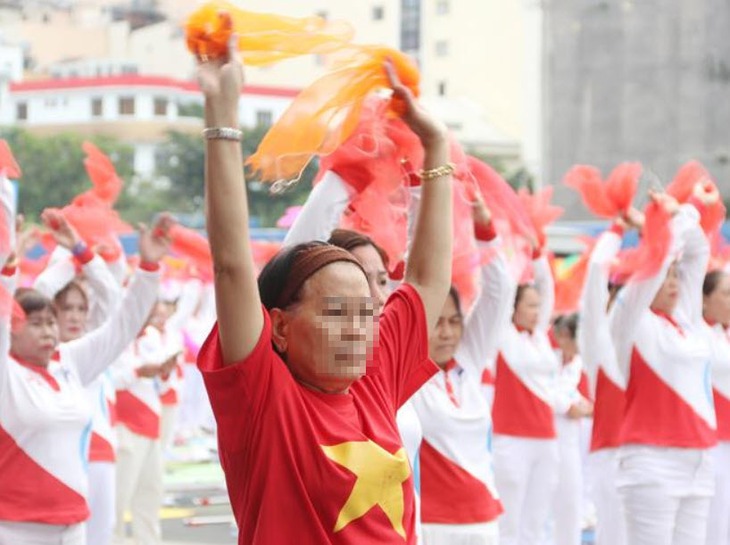 Cách vượt qua cô đơn khi tuổi già không có con bên cạnh- Ảnh 1. Cách vượt qua cô đơn khi tuổi già không có con bên cạnh- Ảnh 1.