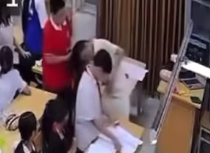 Chuyên gia tâm lý giải thích nguyên nhân khiến trẻ có hành vi bạo lực- Ảnh 1. Chuyên gia tâm lý giải thích nguyên nhân khiến trẻ có hành vi bạo lực- Ảnh 1.