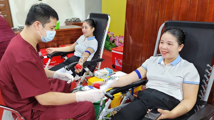 Ngày hội hiến máu tình nguyện trên quê hương Đại tướng Võ Nguyên Giáp- Ảnh 3. Ngày hội hiến máu tình nguyện trên quê hương Đại tướng Võ Nguyên Giáp- Ảnh 3.