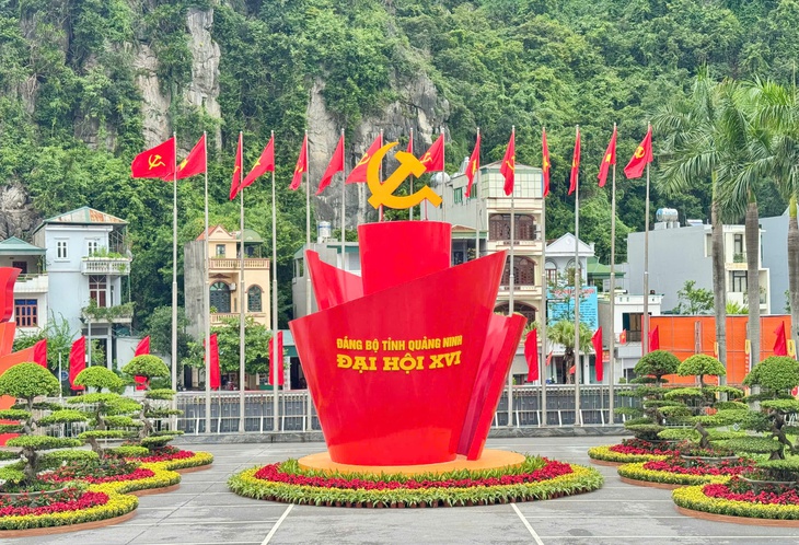Sôi nổi không khí thi đua chào mừng Đại hội đại biểu Đảng bộ tỉnh Quảng Ninh lần thứ XVI- Ảnh 1. Sôi nổi không khí thi đua chào mừng Đại hội đại biểu Đảng bộ tỉnh Quảng Ninh lần thứ XVI- Ảnh 1.