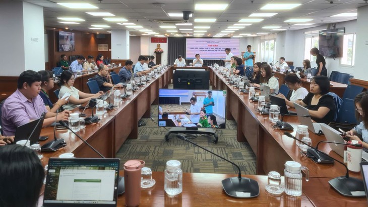 Công an TP Hồ Chí Minh làm việc với nhóm nhạc Ngũ Hổ Tướng trước nghi vấn quảng cáo cờ bạc trá hình- Ảnh 1. Công an TP Hồ Chí Minh làm việc với nhóm nhạc Ngũ Hổ Tướng trước nghi vấn quảng cáo cờ bạc trá hình- Ảnh 1.