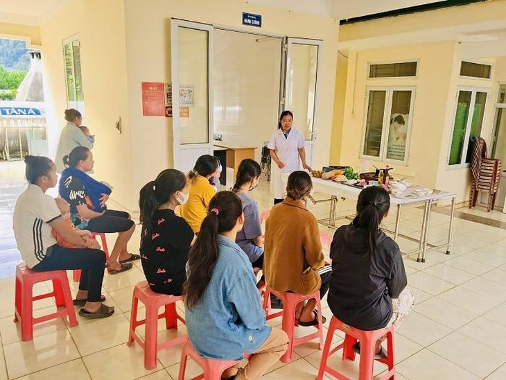 Hướng dẫn chế biến món ăn dặm cho bé: Đơn giản mà đủ chất- Ảnh 1.